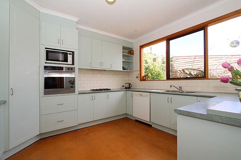 3 Foch Avenue, COBURG VIC 3058, Coburg - Thumbnail 2