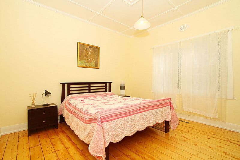 3 Foch Avenue, COBURG VIC 3058, Coburg - Thumbnail 4