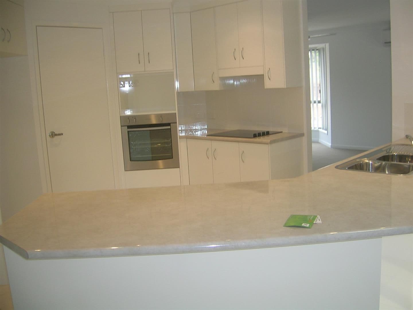 6 Dunnett Street, GRACEMERE QLD 4702, Gracemere - Thumbnail 2