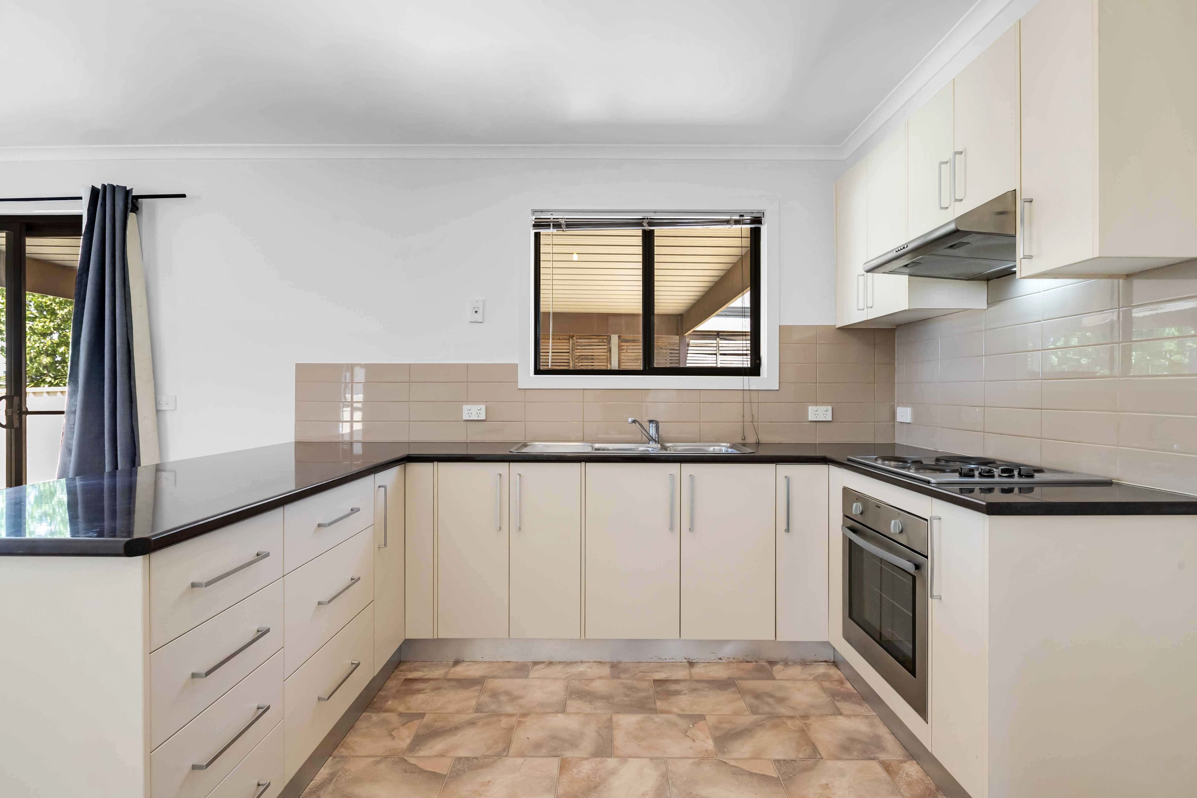 10 Merlot Court, Mildura VIC 3500, Mildura - Thumbnail 3