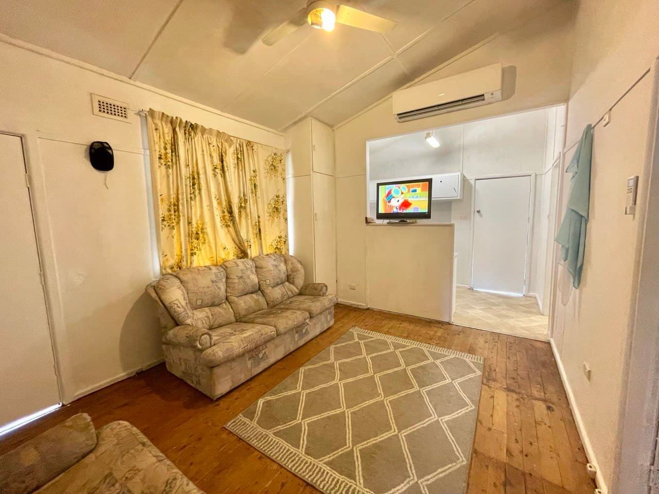 9 Gallop Avenue, Parkes NSW 2870, Parkes - Thumbnail 2