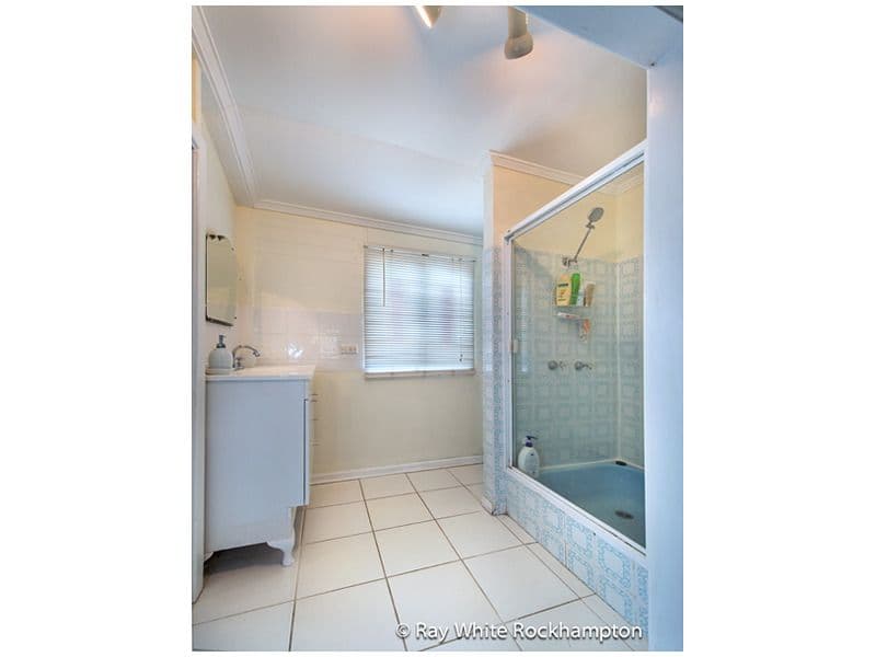 246 Upper Dawson Road, THE RANGE QLD 4700, The Range - Thumbnail 8