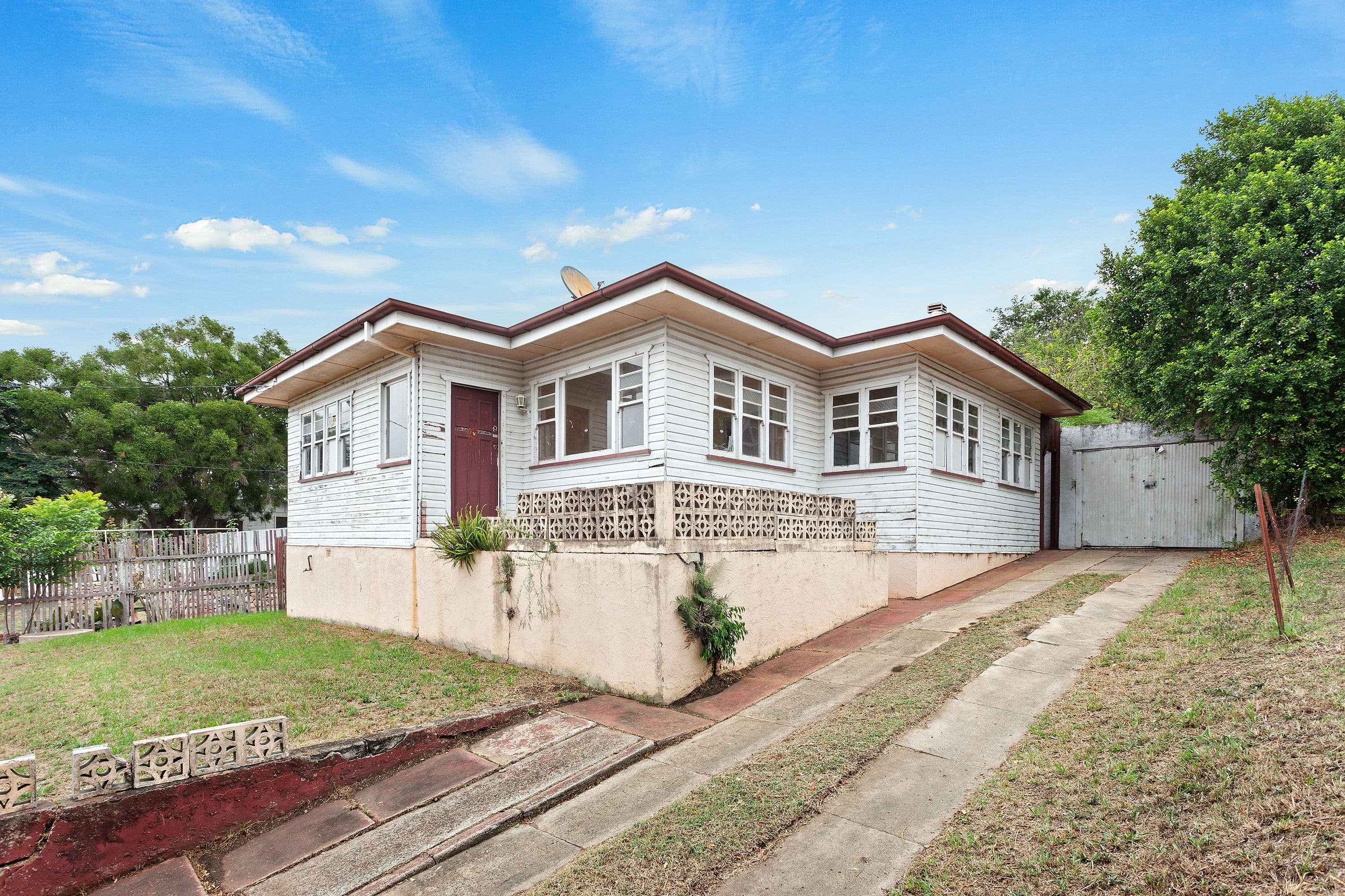 87 Vanity Street, Rockville QLD 4350, Rockville - Thumbnail 2