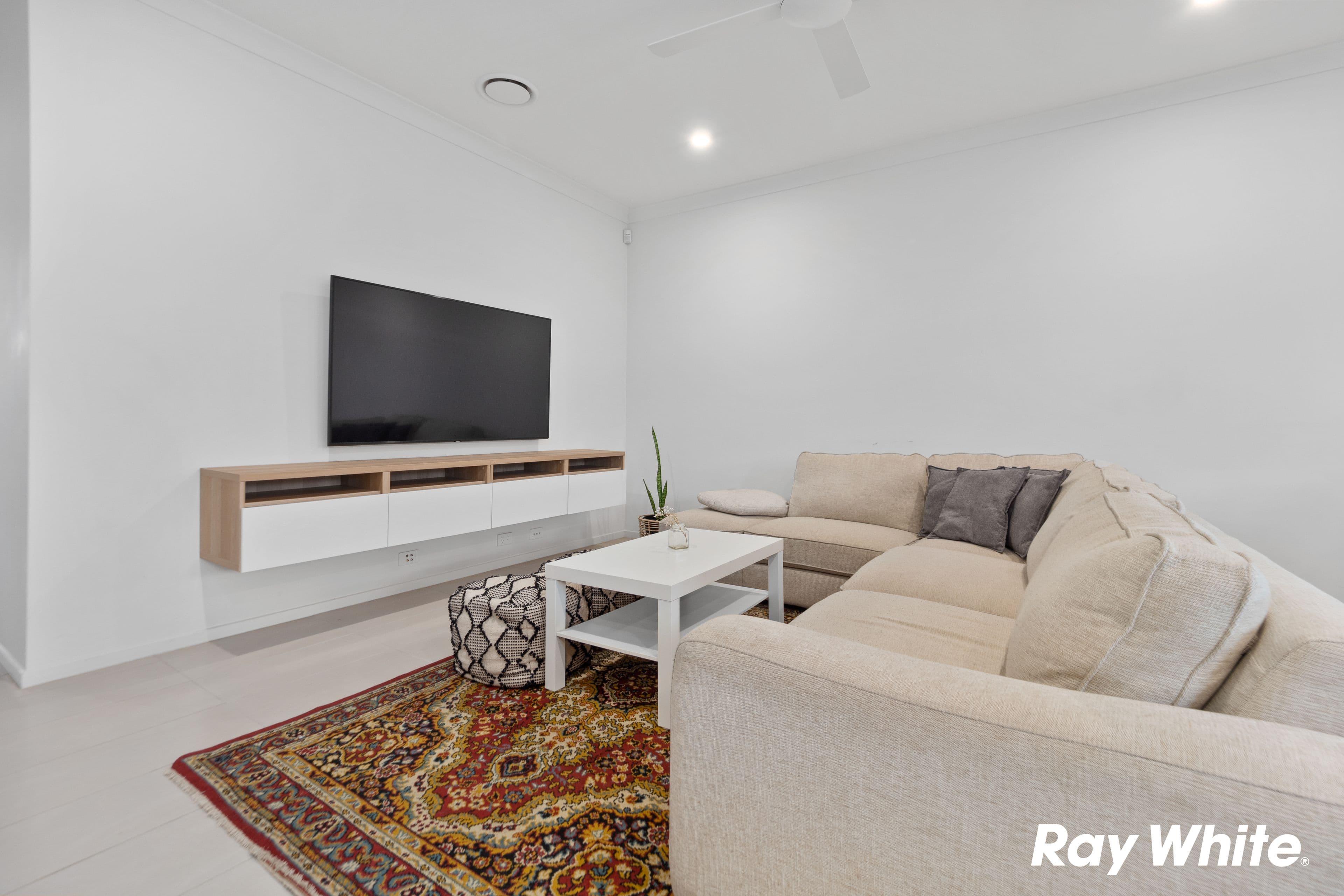 19 Essence Glade, Blacktown NSW 2148, Blacktown - Thumbnail 2
