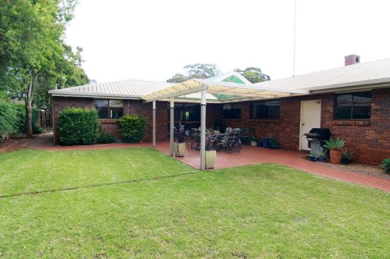 10 Camellia Court, DARLING HEIGHTS QLD 4350, Darling Heights - Thumbnail 5