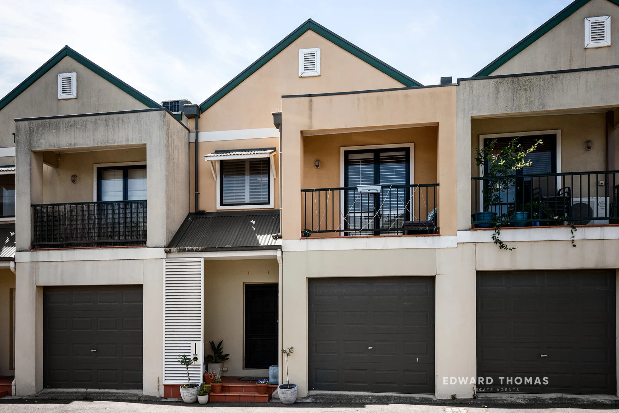 15 Taylor Mews, Kensington VIC 3031, Kensington - Thumbnail 2