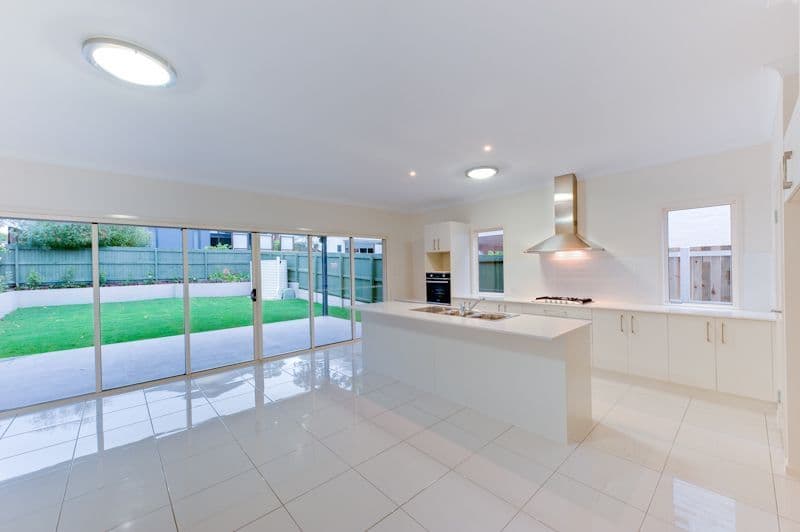 160 Bellevue Avenue, GAYTHORNE QLD 4051, Gaythorne - Thumbnail 2