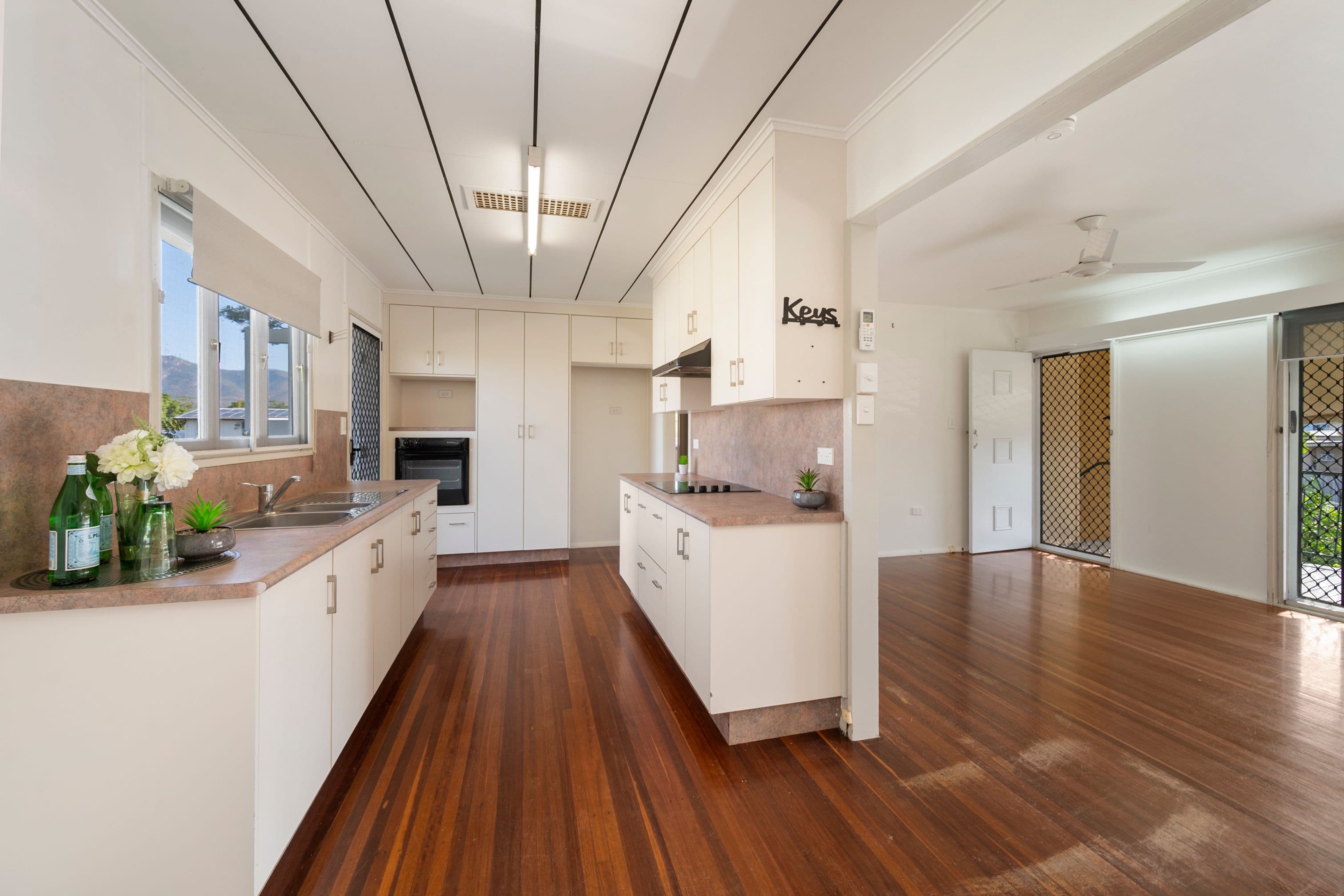 37 Acheron Avenue, Cranbrook QLD 4814, Cranbrook - Thumbnail 2