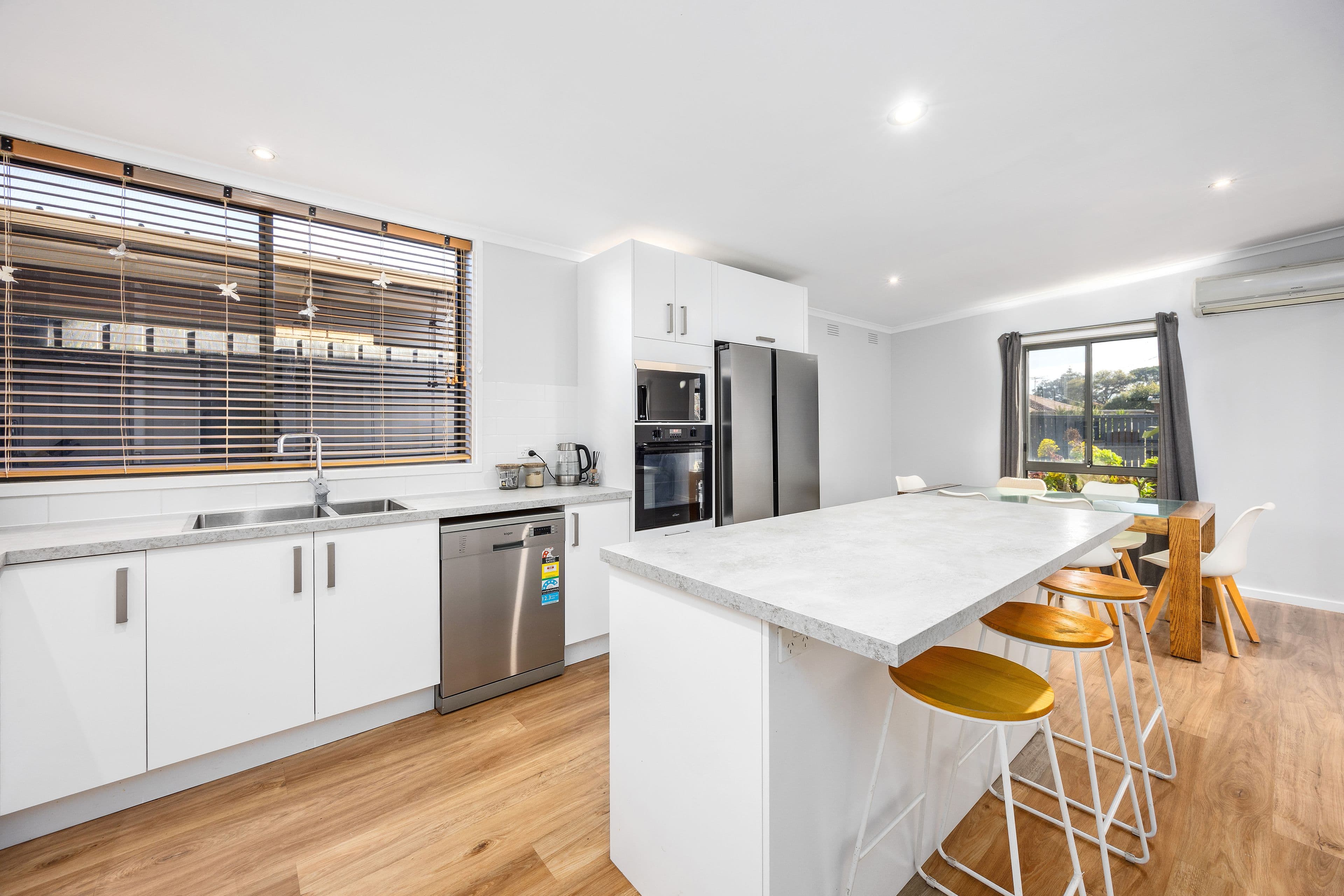 27 Whyte Street, Capel Sound VIC 3940, Capel Sound - Thumbnail 2