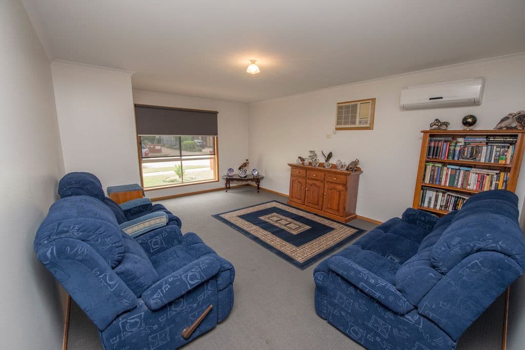 7 Foster Street, Swan Hill VIC 3585, Swan Hill - Thumbnail 3