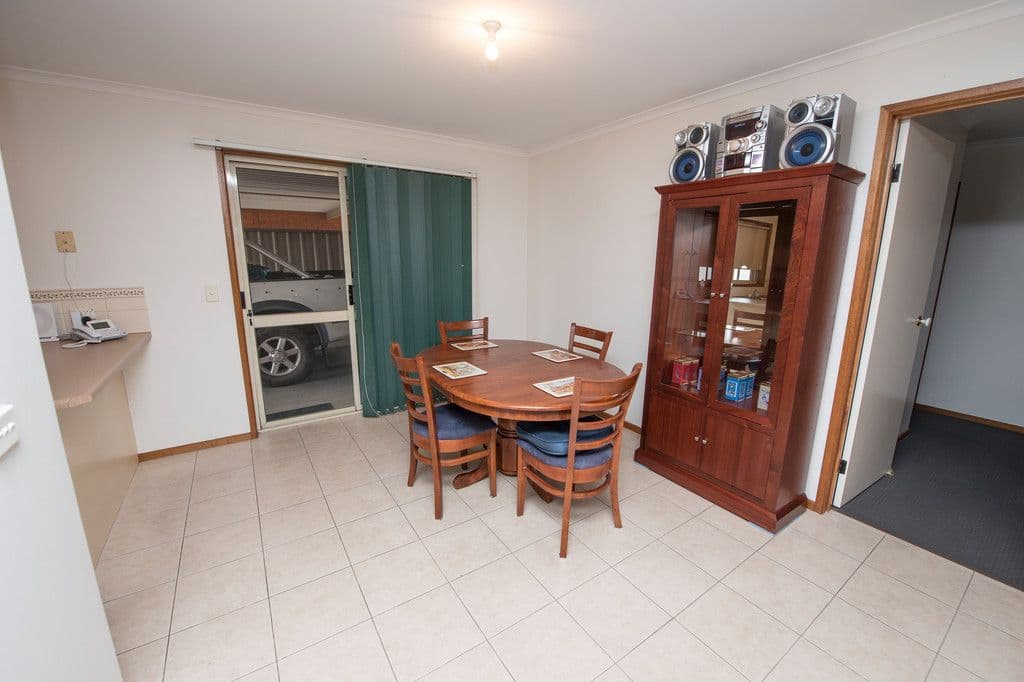 7 Foster Street, Swan Hill VIC 3585, Swan Hill - Thumbnail 5