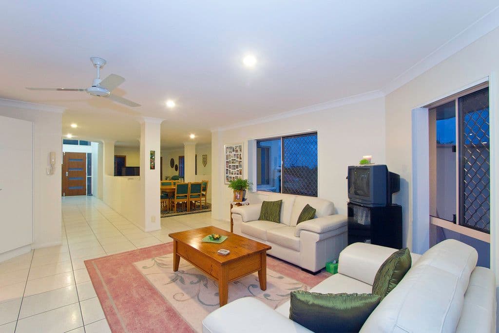22 Sirec Way, BURLEIGH HEADS QLD 4220, Burleigh Heads - Thumbnail 3