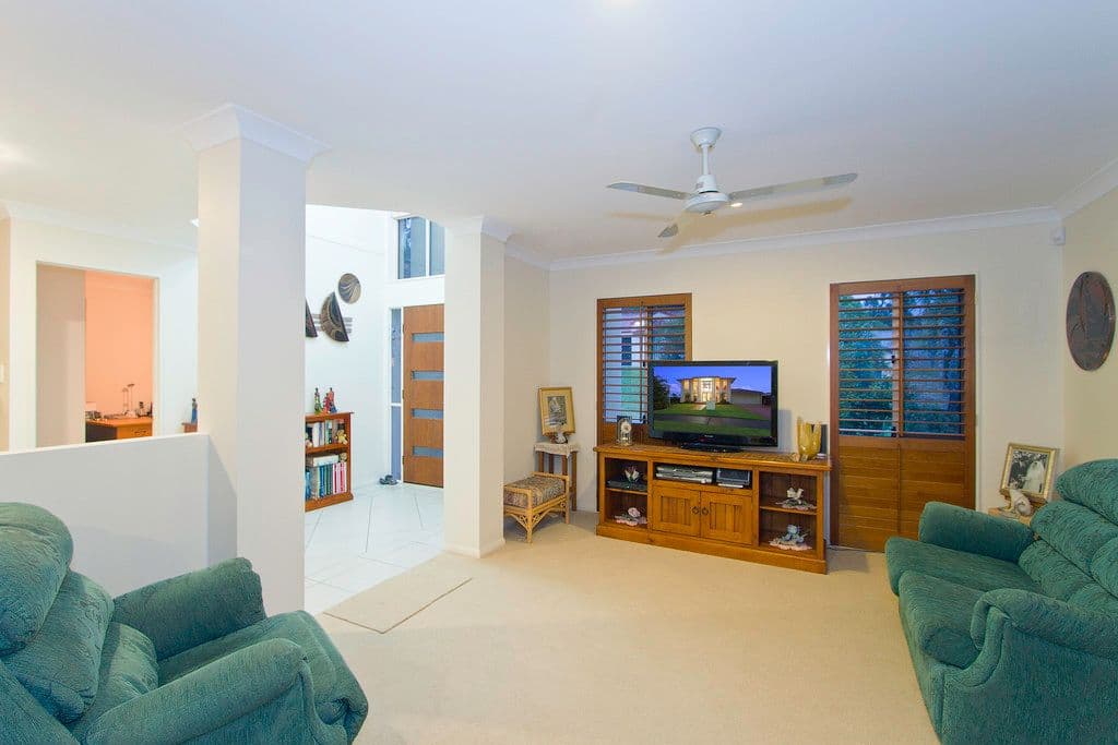 22 Sirec Way, BURLEIGH HEADS QLD 4220, Burleigh Heads - Thumbnail 5
