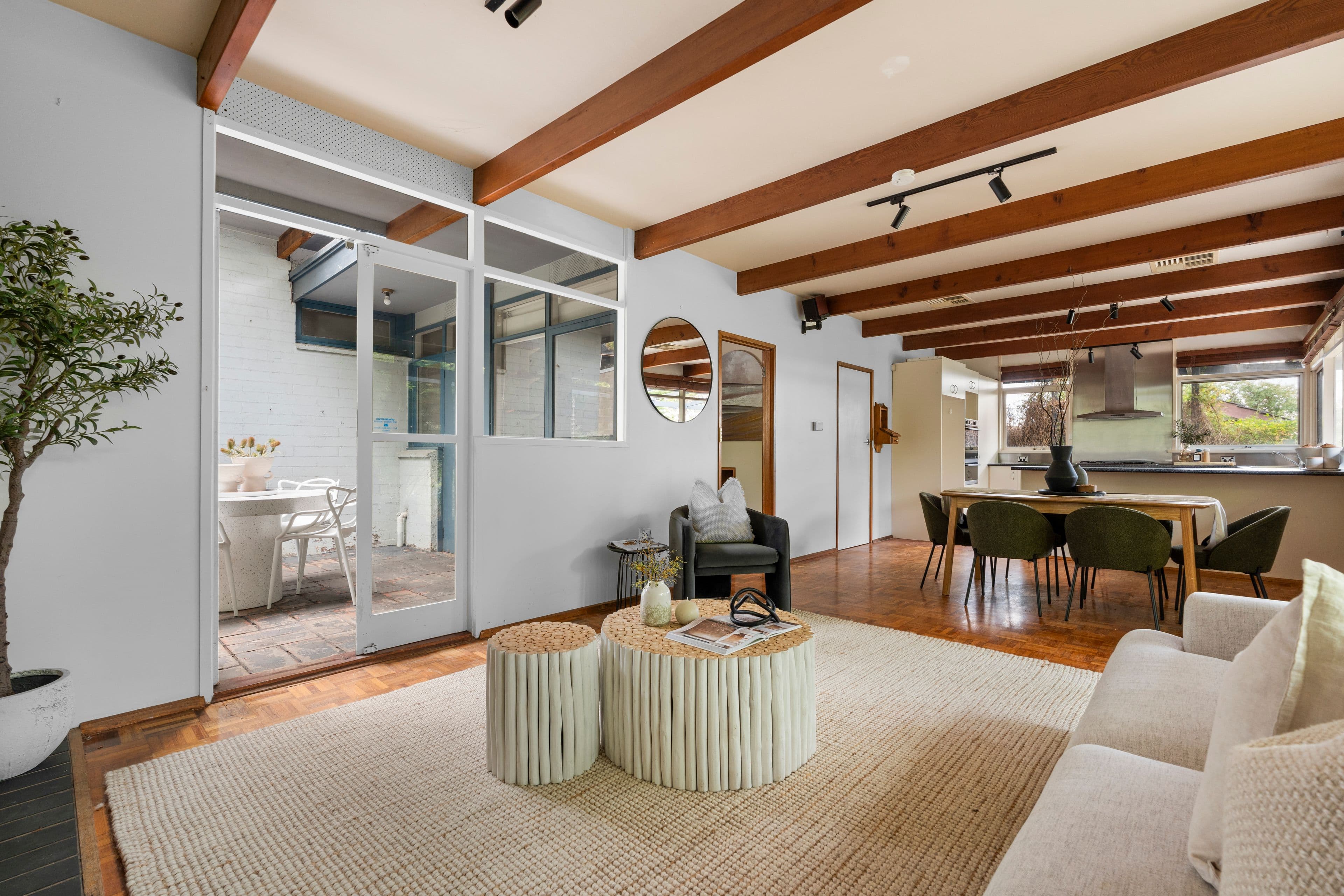 20 Taylor Street, Eltham VIC 3095, Eltham - Thumbnail 2