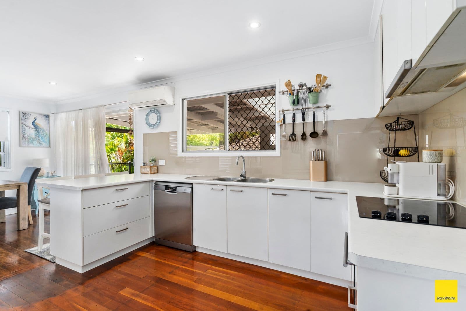 92 Beach Street, Cleveland QLD 4163, Cleveland - Thumbnail 5