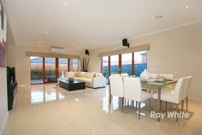 28 Mannavue Boulevard, CRANBOURNE NORTH VIC 3977, Cranbourne North - Thumbnail 6