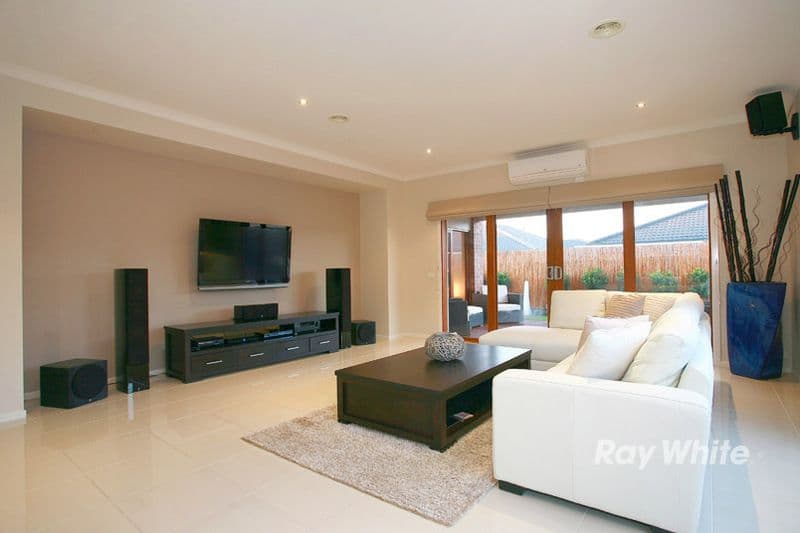 28 Mannavue Boulevard, CRANBOURNE NORTH VIC 3977, Cranbourne North - Thumbnail 7