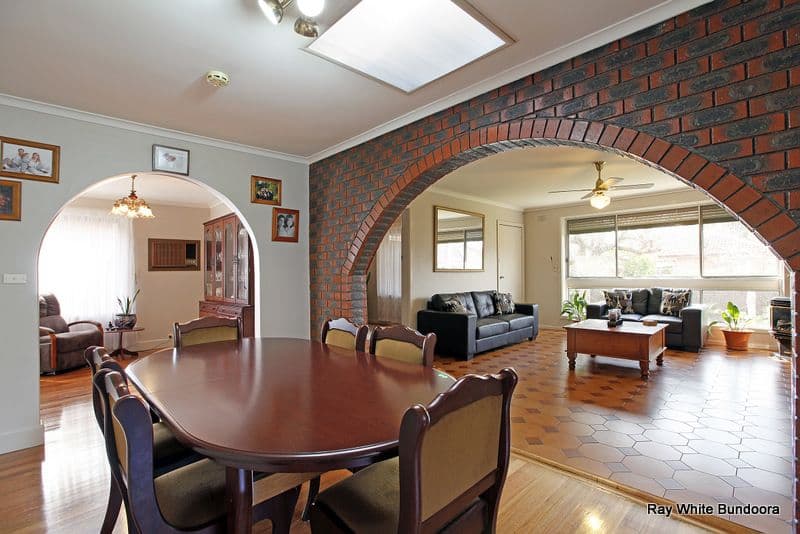 50 Glenn Crescent, BUNDOORA VIC 3083, Bundoora - Thumbnail 3