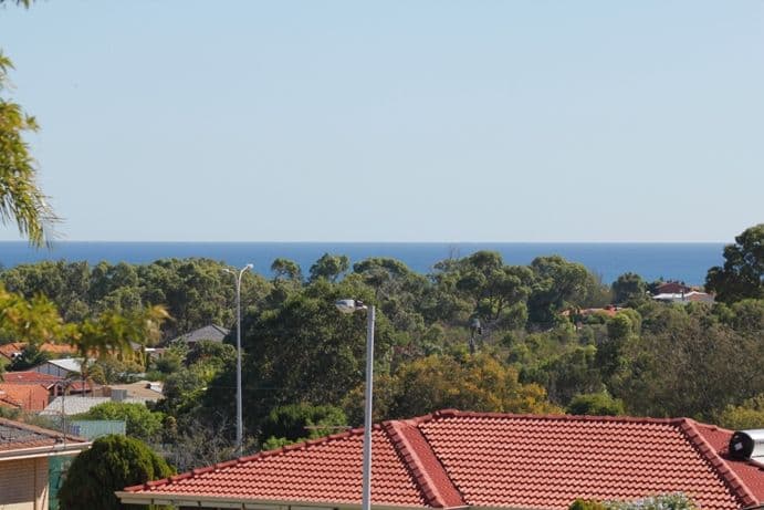 36 Nautical Grove, BELDON WA 6027, Beldon - Thumbnail 4