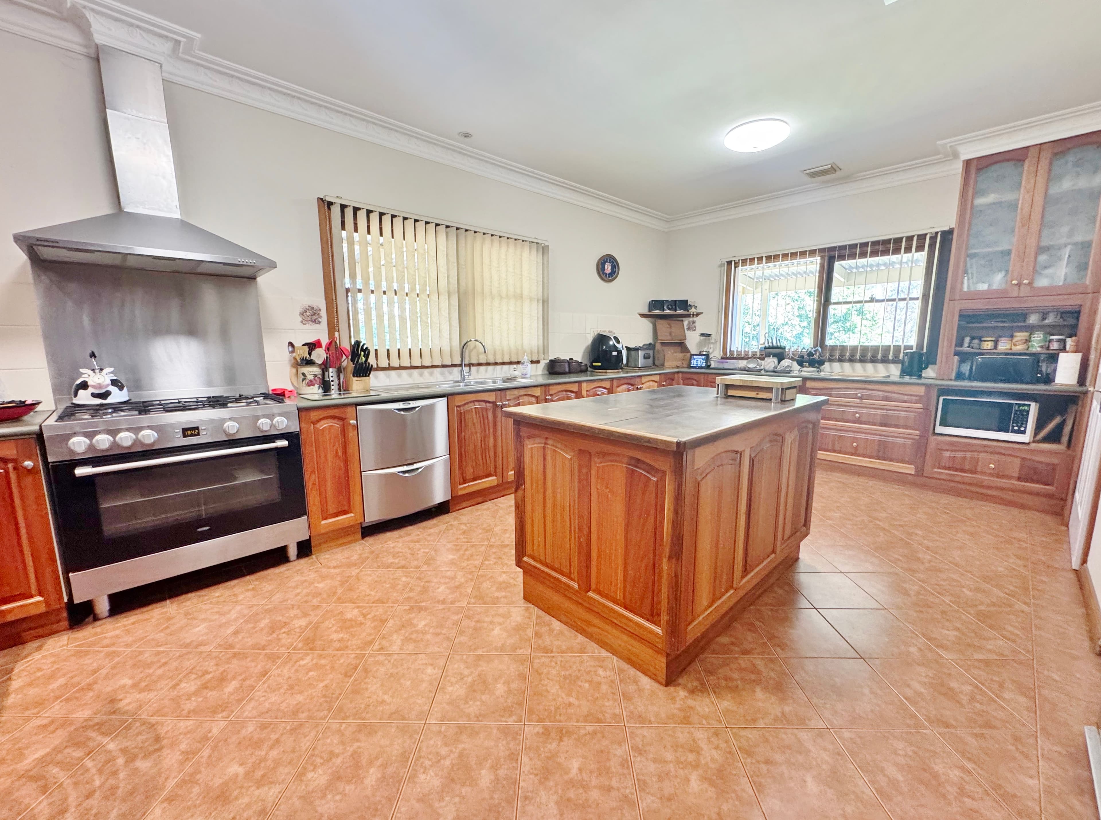 44 Purchas Street, Young NSW 2594, Young - Thumbnail 4