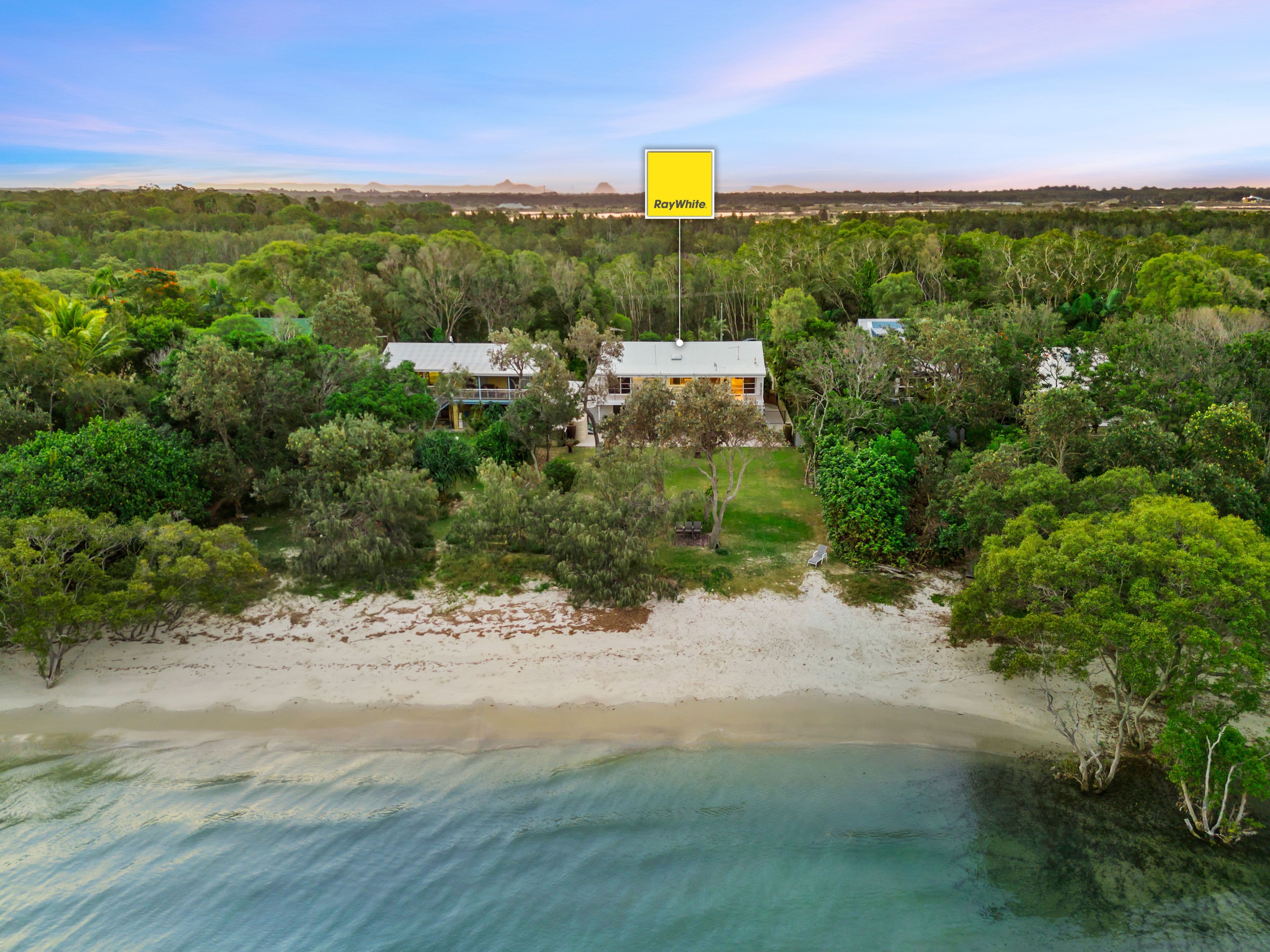 96 Bayside Drive, Beachmere QLD 4510, Beachmere - Thumbnail 3