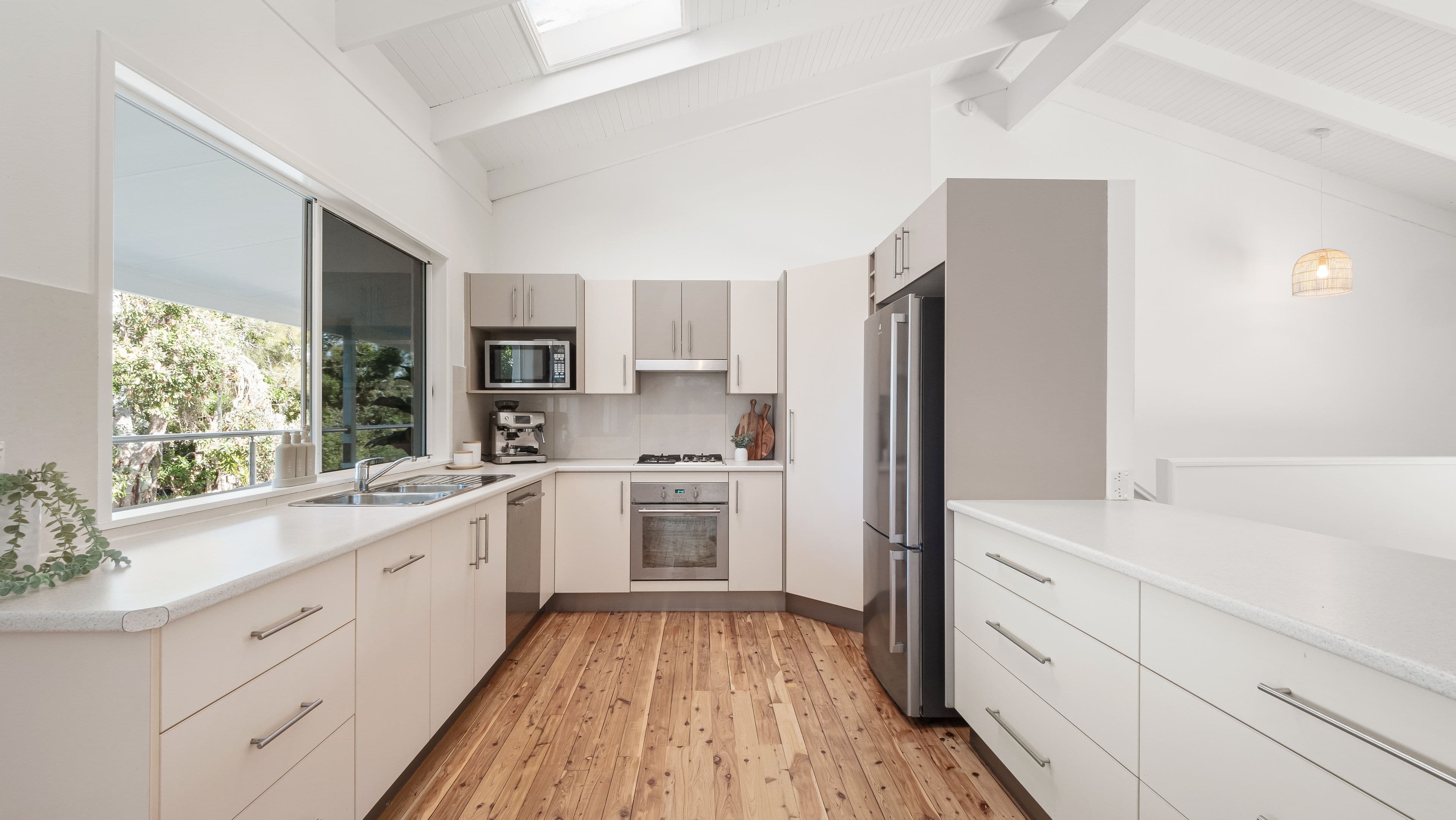 96 Bayside Drive, Beachmere QLD 4510, Beachmere - Thumbnail 8