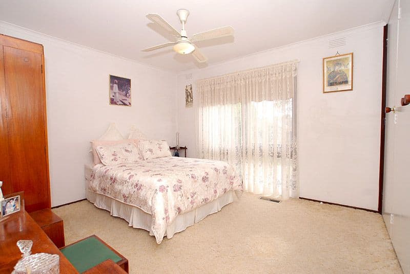 24 Templewood Avenue, NOBLE PARK NORTH VIC 3174, Noble Park North - Thumbnail 6