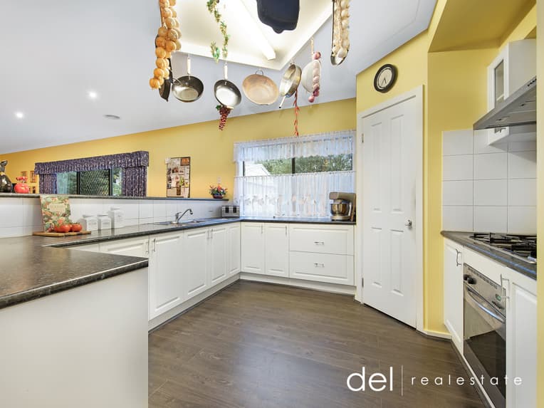 13 Alsace Street, Dandenong, Dandenong - Thumbnail 5