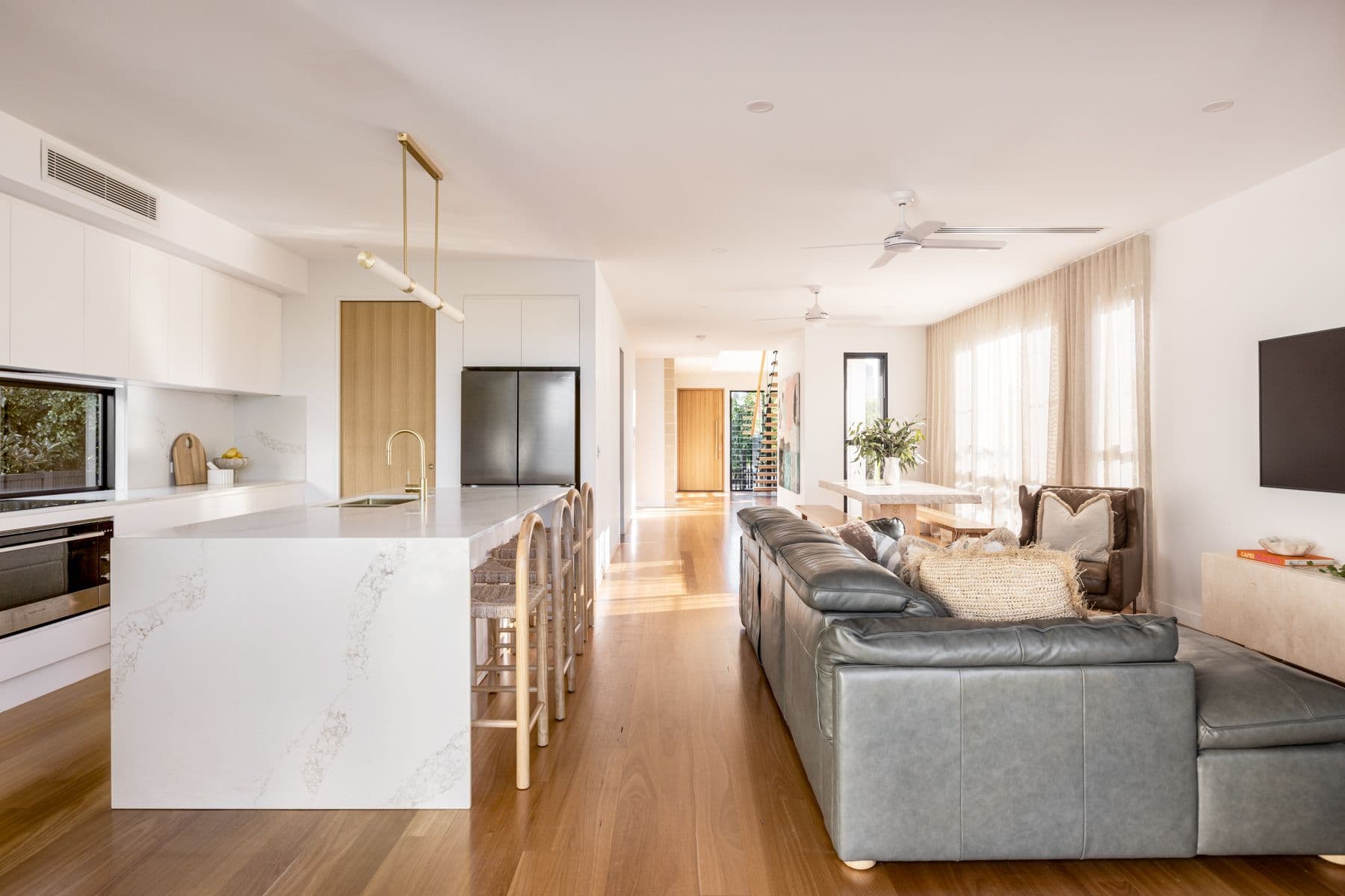 38 Glenelg Avenue, Mermaid Beach QLD 4218, Mermaid Beach - Thumbnail 5