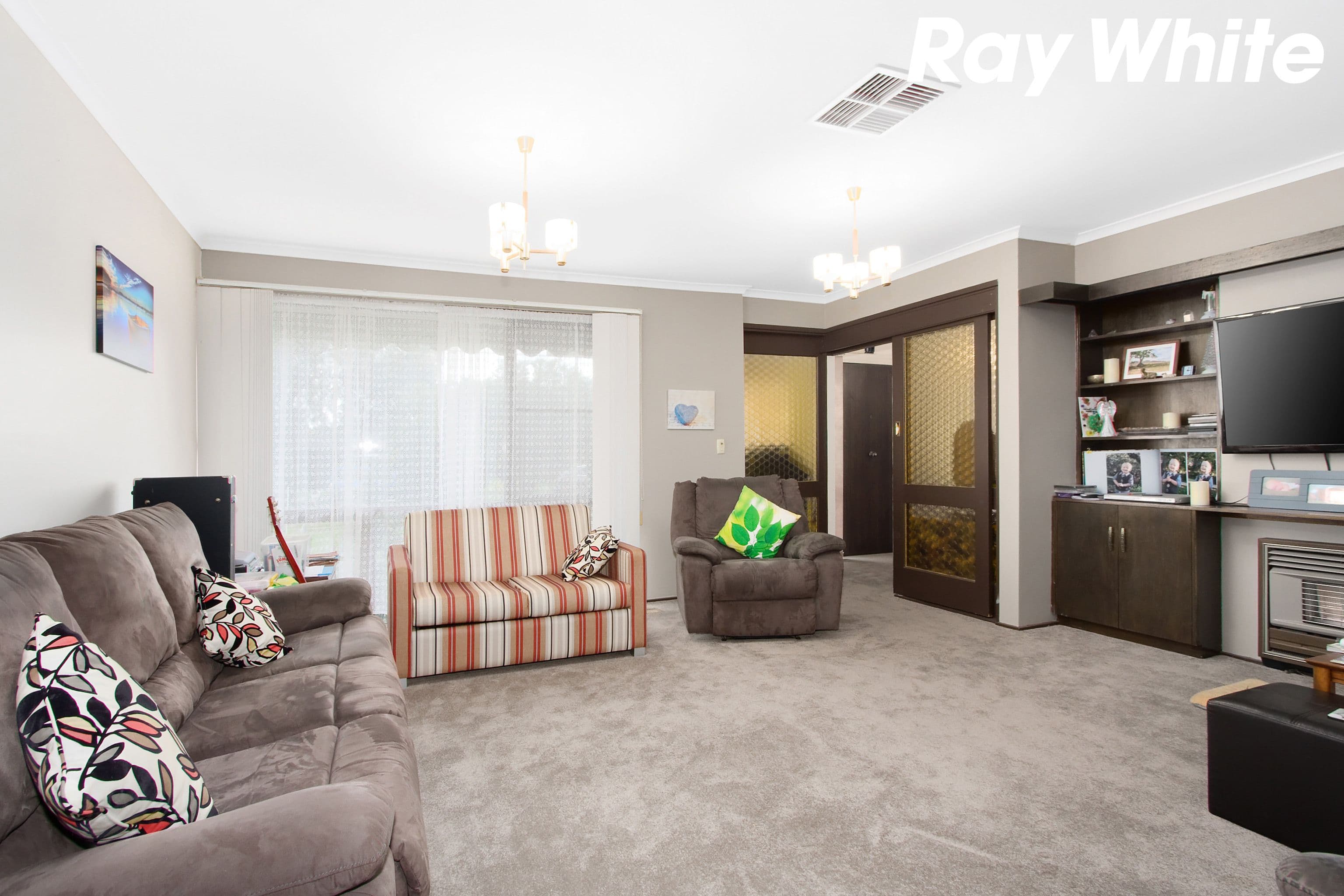 5 Charles Street, Pakenham VIC 3810, Pakenham - Thumbnail 3