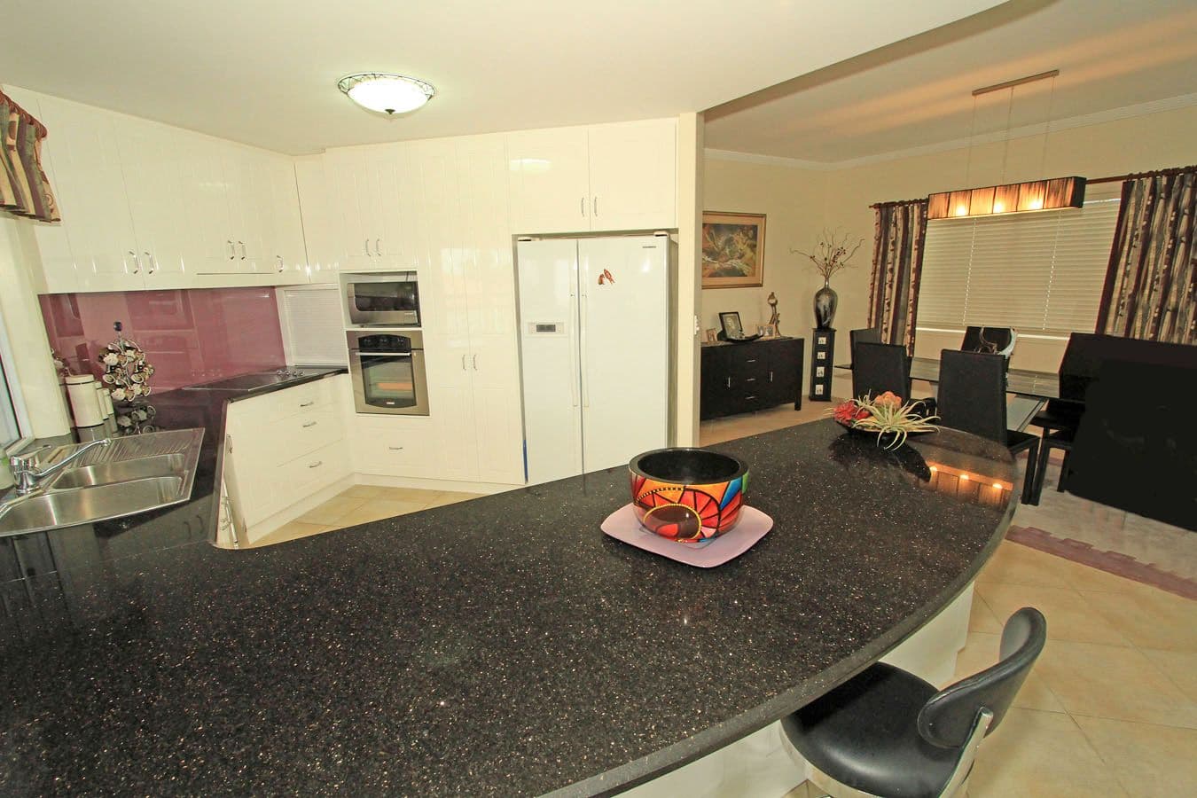 7 Atlantic Drive, YEPPOON QLD 4703, Yeppoon - Thumbnail 4