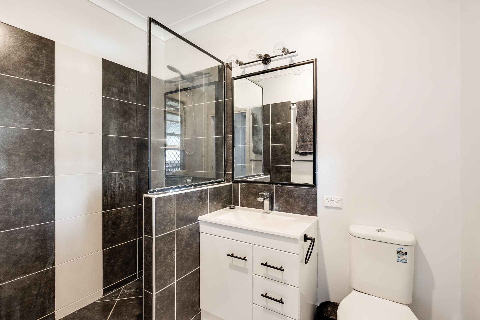214 Mackenzie Street, Rangeville QLD 4350, Rangeville - Thumbnail 6
