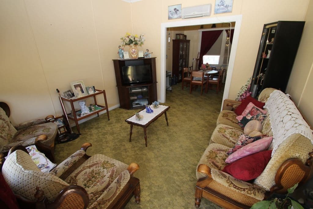 25 Learmonth Street, WILLOW TREE NSW 2339, Willow Tree - Thumbnail 4