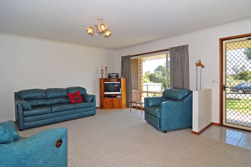 6 Talinga Court, CLIFTON SPRINGS VIC 3222, Clifton Springs - Thumbnail 2
