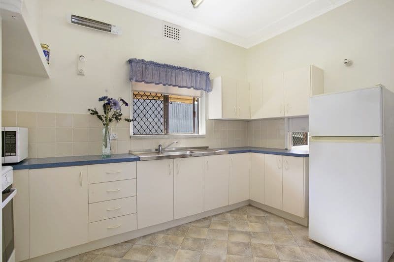 12 Mantle Street, OXLEY QLD 4075, Oxley - Thumbnail 3
