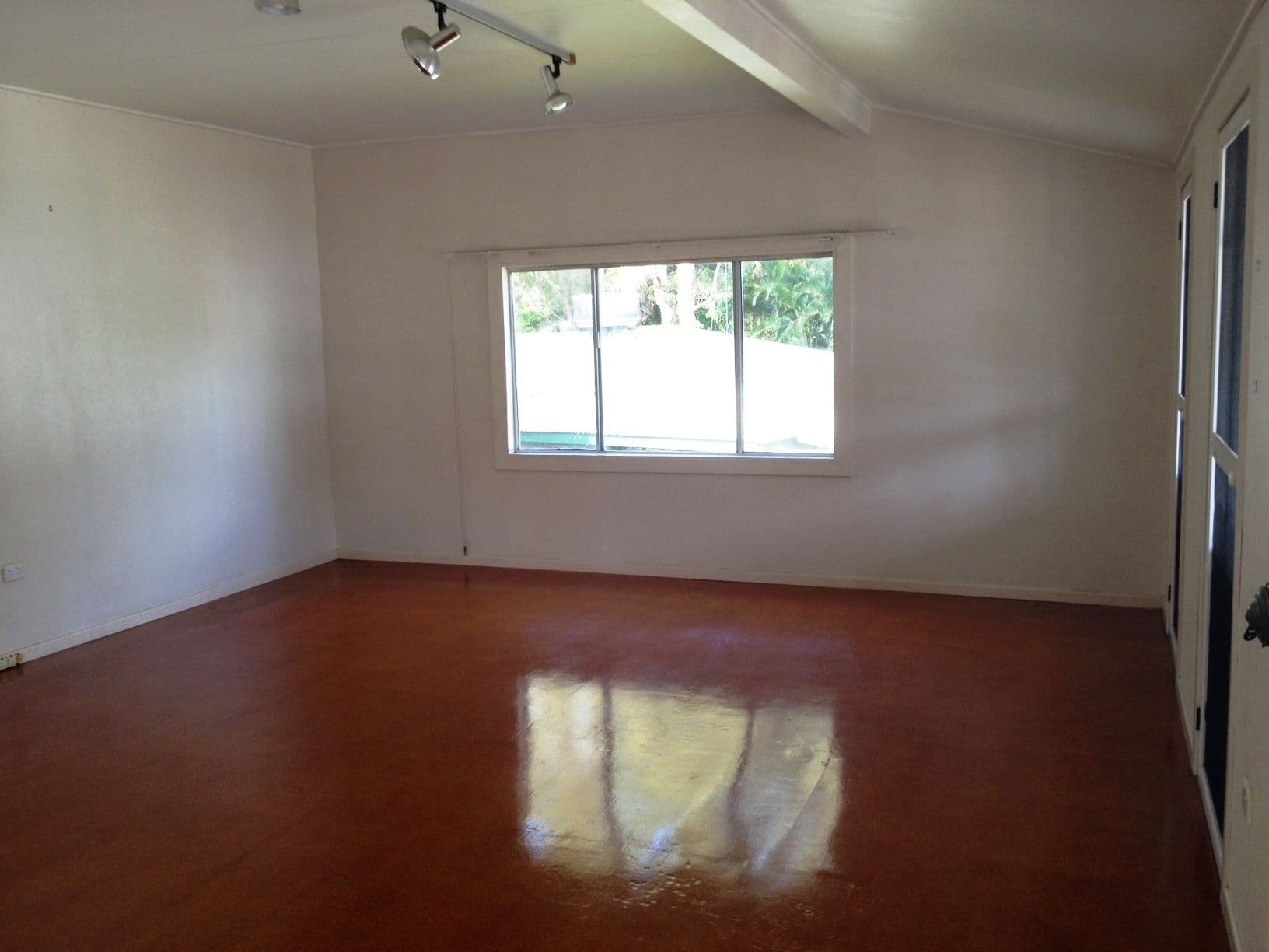 35 Ocean Avenue, SLADE POINT QLD 4740, Slade Point - Thumbnail 5
