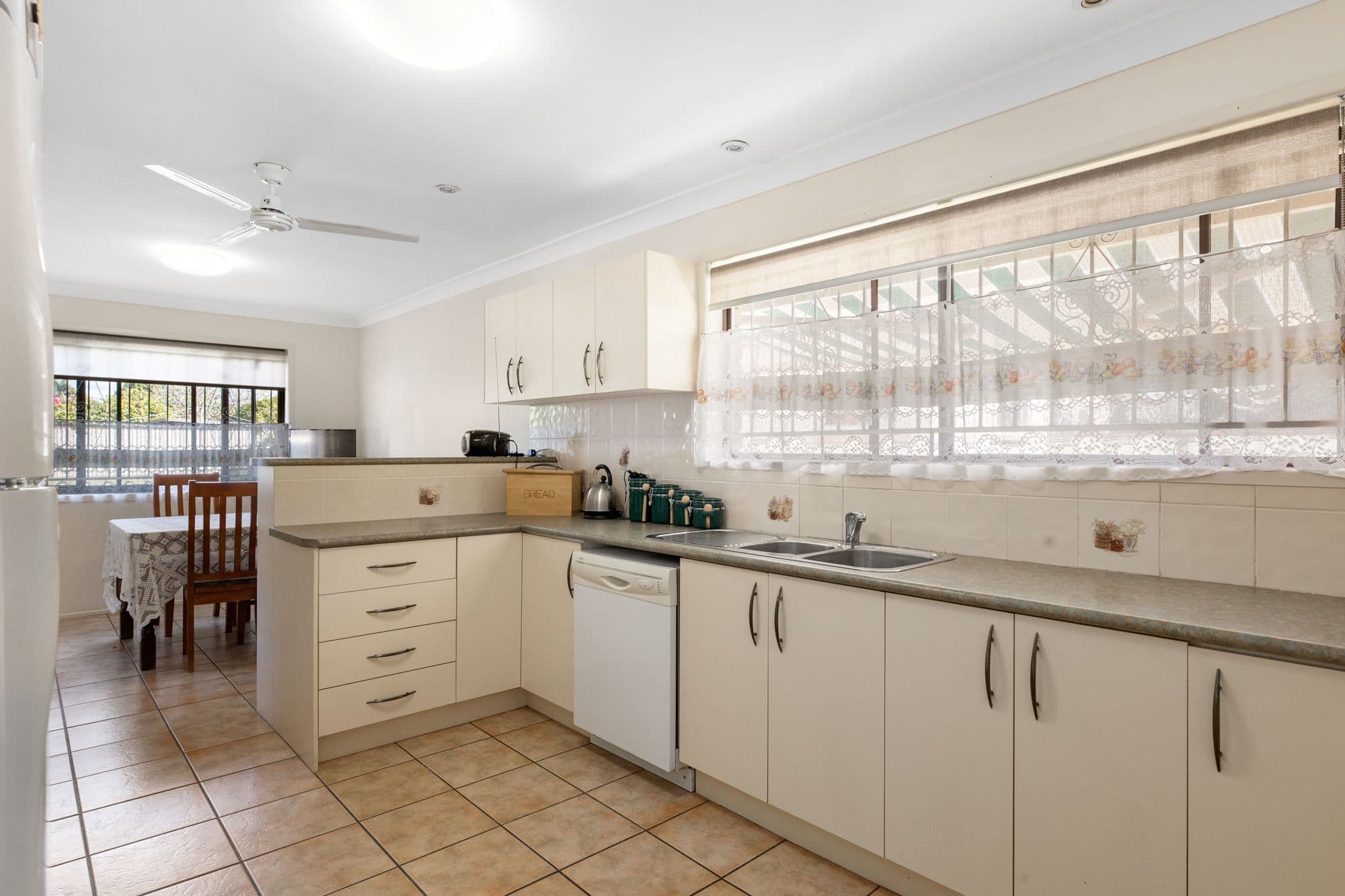 4738 Pacific Highway, Kew, Kew - Thumbnail 3