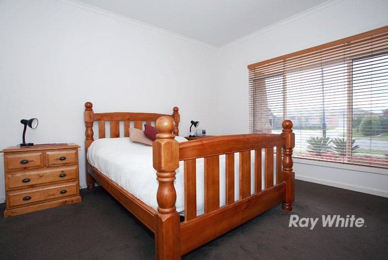 14 Forest Oak Court, CRANBOURNE VIC 3977, Cranbourne - Thumbnail 5