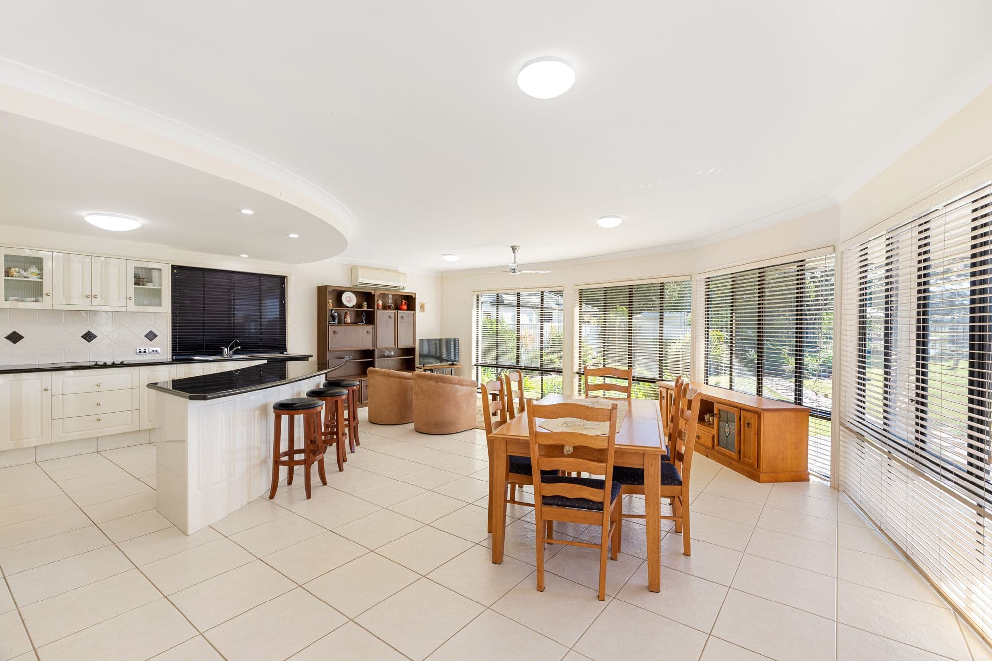 11 Kuthar Street, Pelican Waters QLD 4551, Pelican Waters - Thumbnail 2