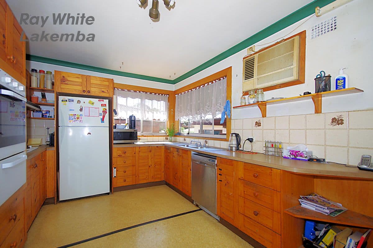 No 10 Waratah Crescent, Macquarie Fields NSW 2564, Macquarie Fields - Thumbnail 3