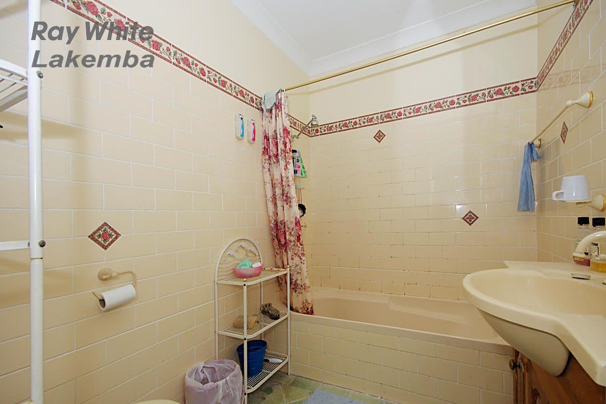 No 10 Waratah Crescent, Macquarie Fields NSW 2564, Macquarie Fields - Thumbnail 7