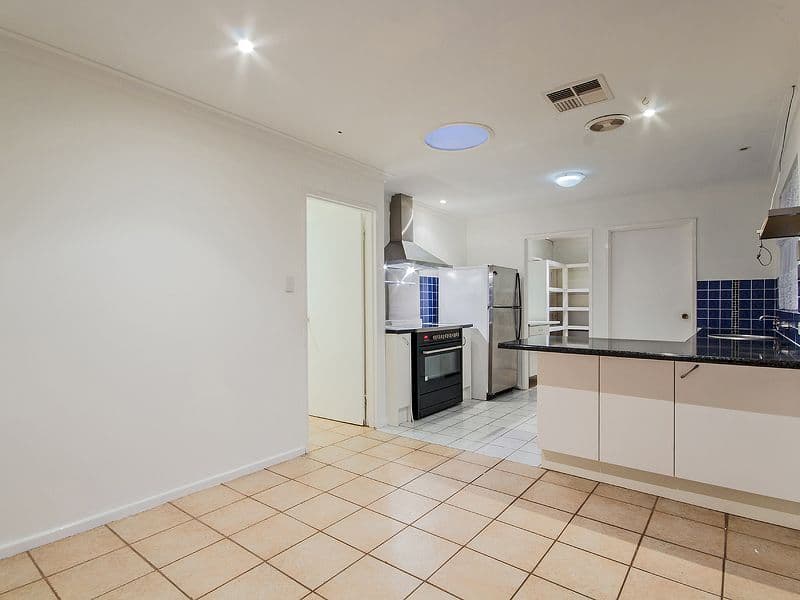 54 Mckean Way, Parmelia WA 6167, Parmelia - Thumbnail 4