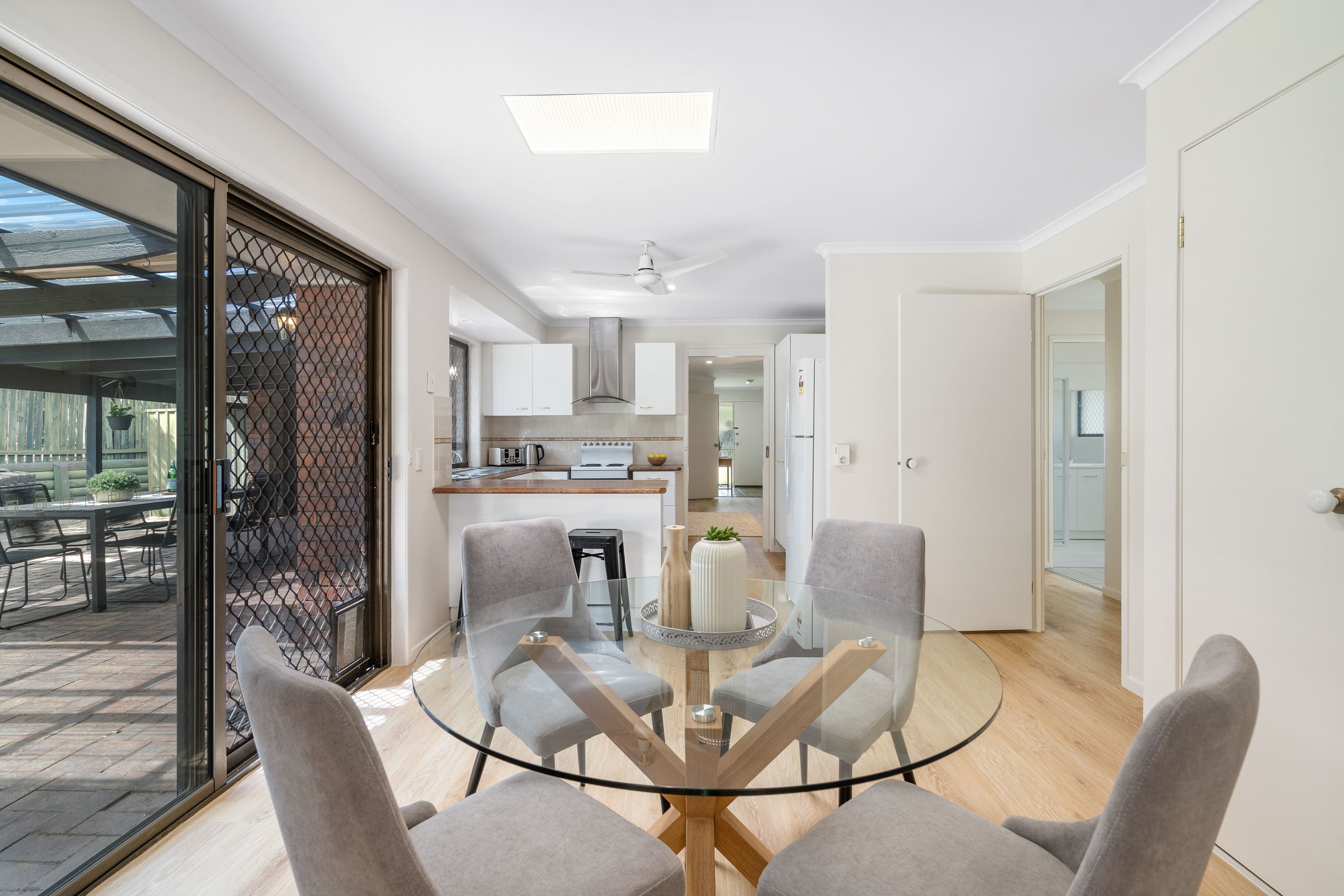 7 Barrine Court, Petrie QLD 4502, Petrie - Thumbnail 4