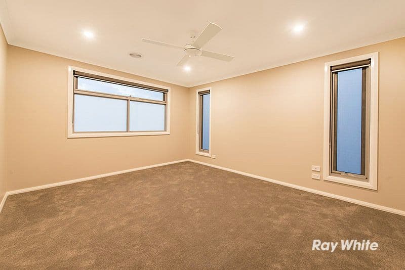 5 Symons Street, Cranbourne East VIC 3977, Cranbourne East - Thumbnail 8