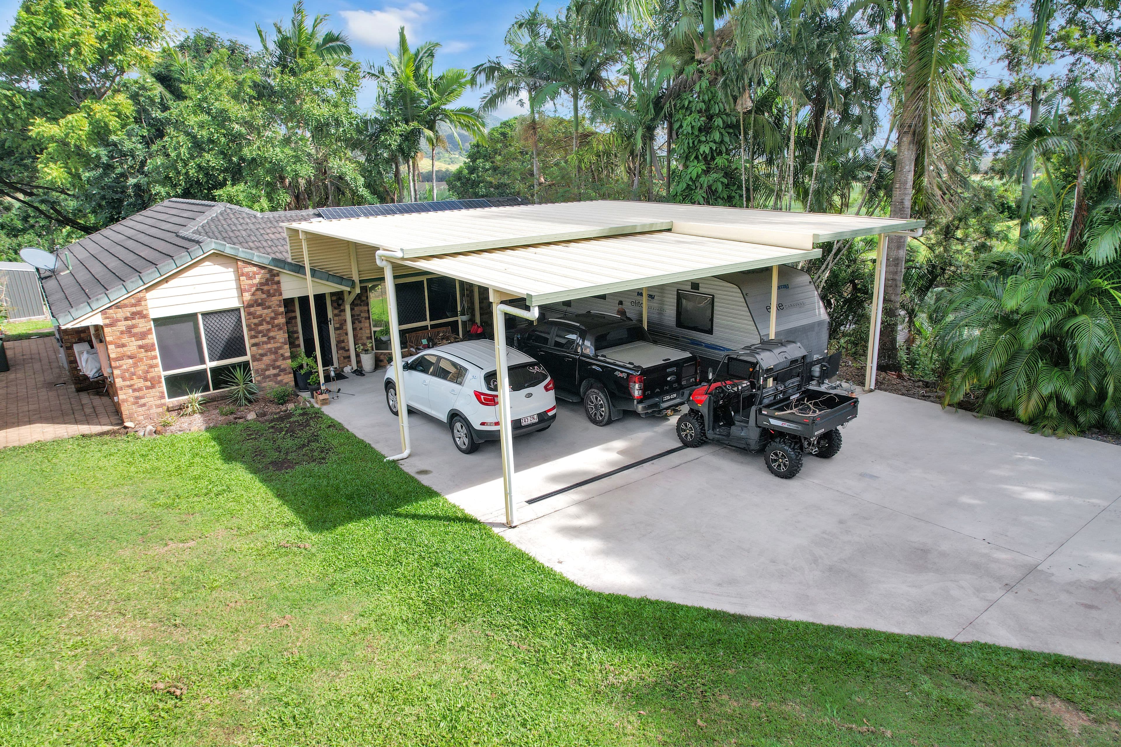 34 Grieshaber Drive, Sarina QLD 4737, Sarina - Thumbnail 5
