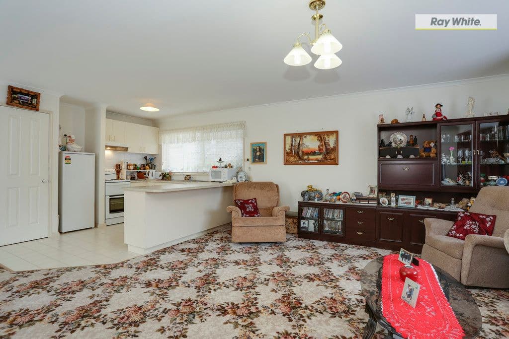 135 First Avenue, ROSEBUD VIC 3939, Rosebud - Thumbnail 3