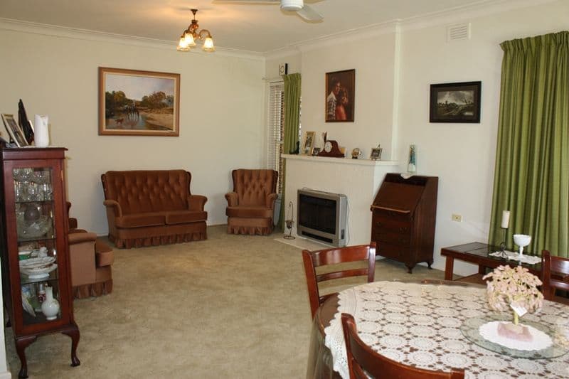 27 Birdwood Street, Corowa NSW 2646, Corowa - Thumbnail 3