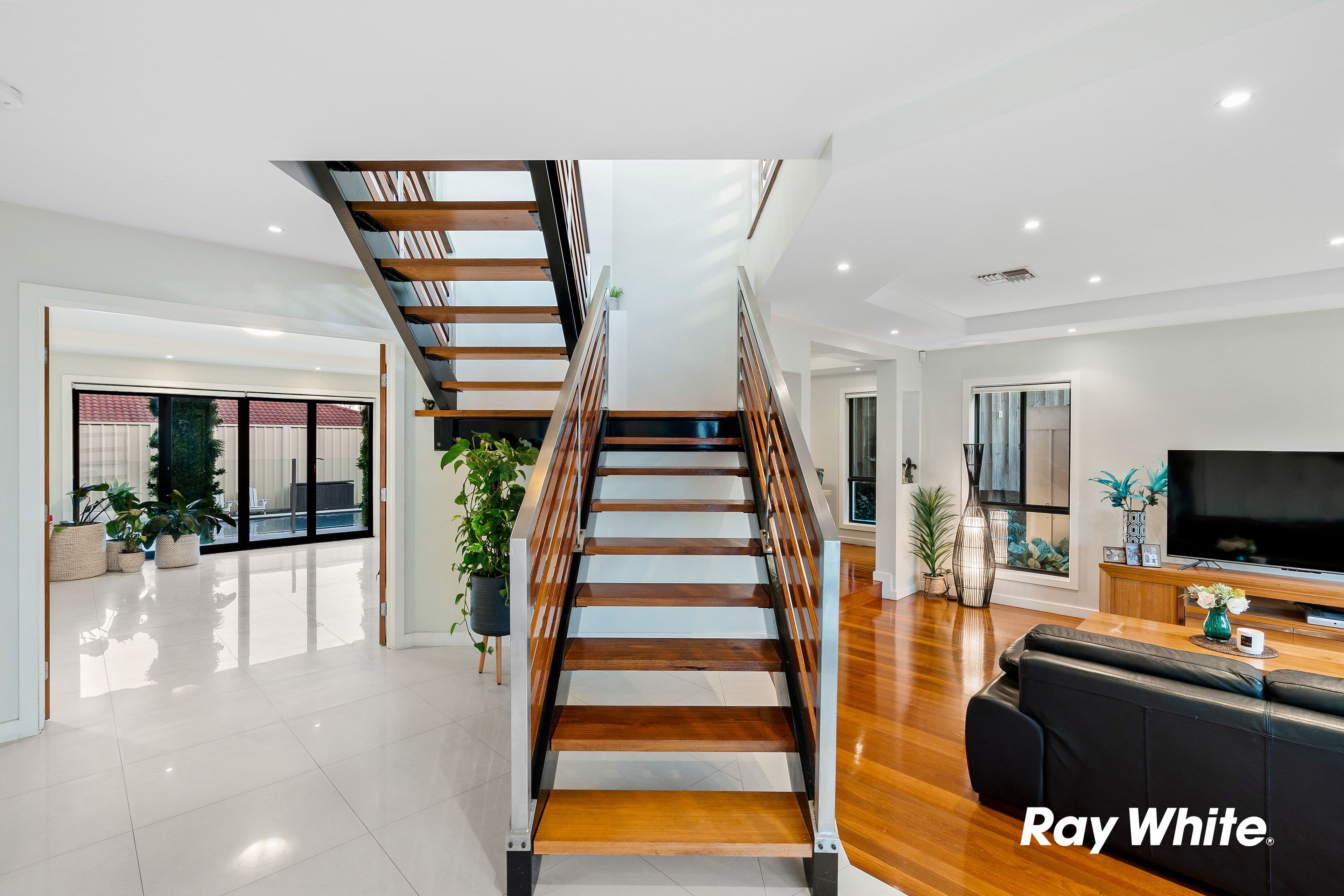 7 Dundrum Grove, Kellyville Ridge NSW 2155, Kellyville Ridge - Thumbnail 2