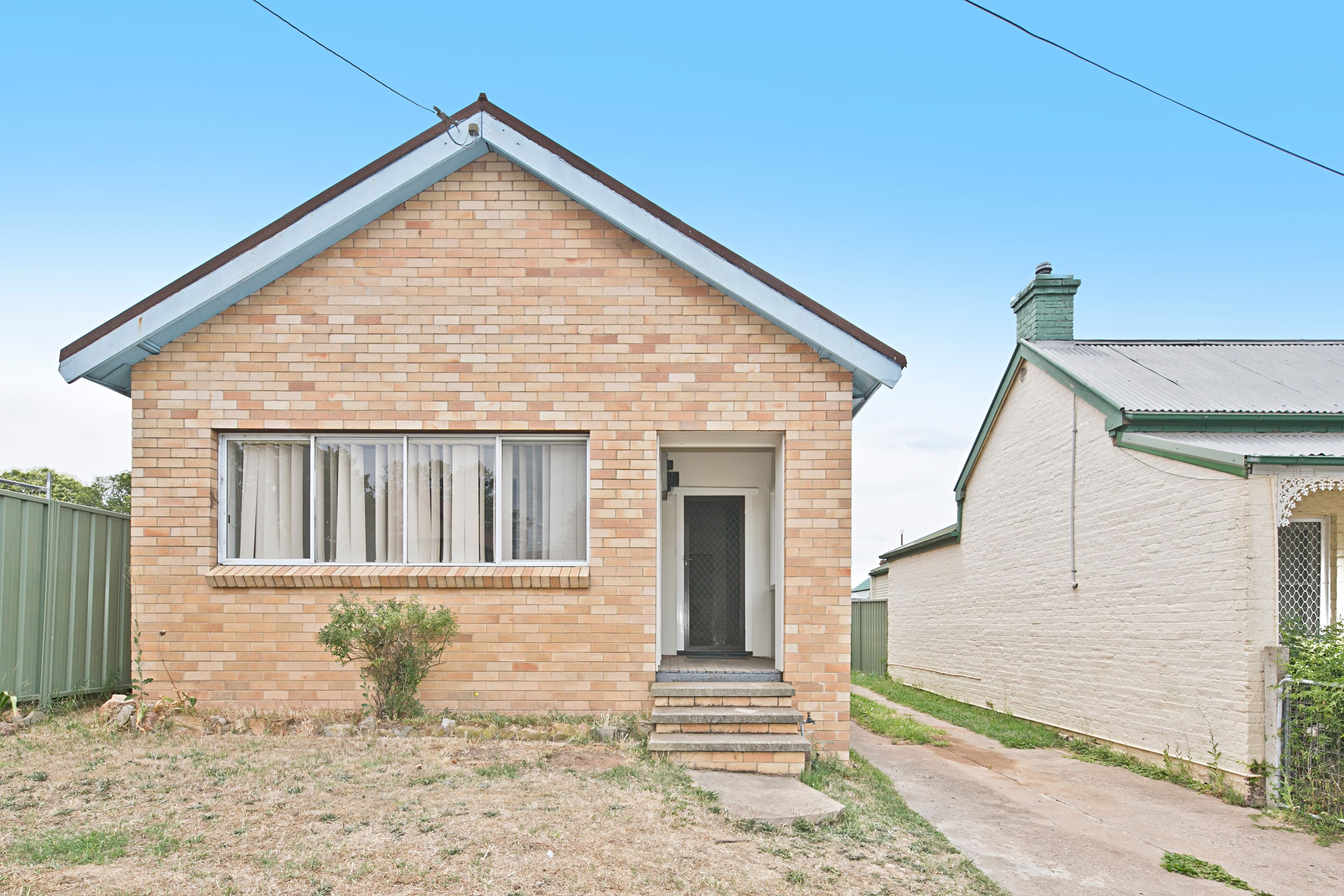 7 Little Addison Street, Goulburn NSW 2580, Goulburn - Image 1