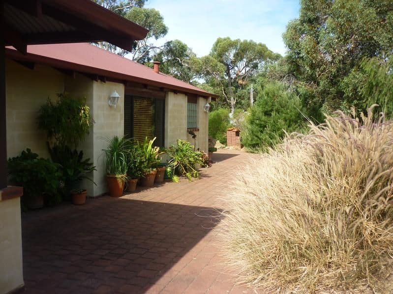 7 Hillside Crescent, GOOSEBERRY HILL WA 6076, Gooseberry Hill - Thumbnail 3